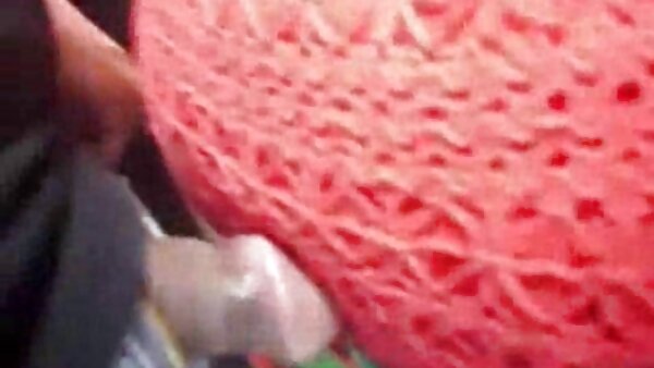 سوزوکی ساتومی از یک دیک به دیک فیلم سکس گروه دیگر می پرد